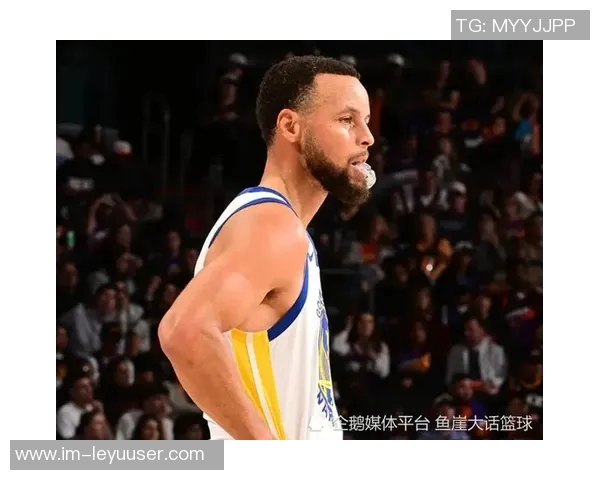 布克批评裁判漏判库里犯规称浪费了宝贵时间和机会